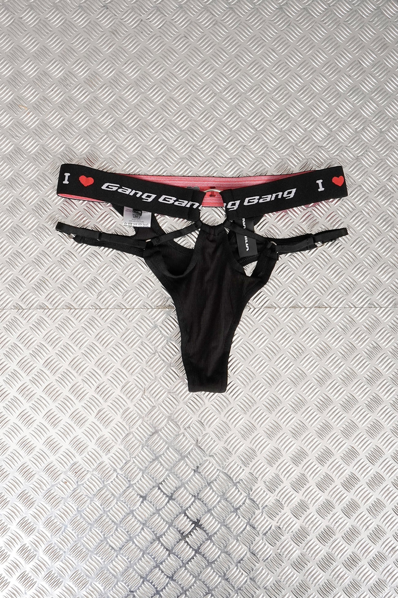 I <3 GANG BANG STRING