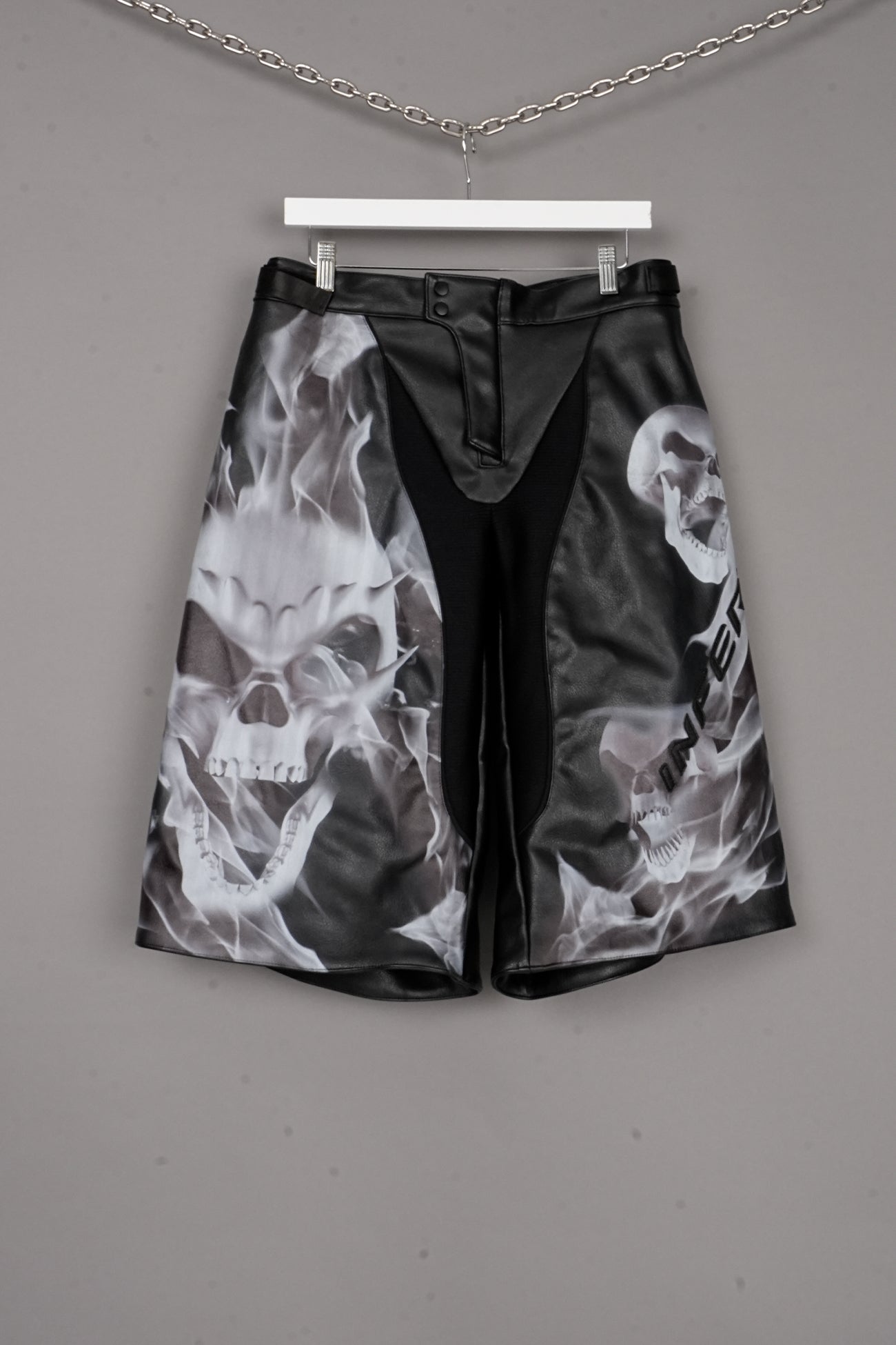 SCULL PRINT BIKER SHORTS