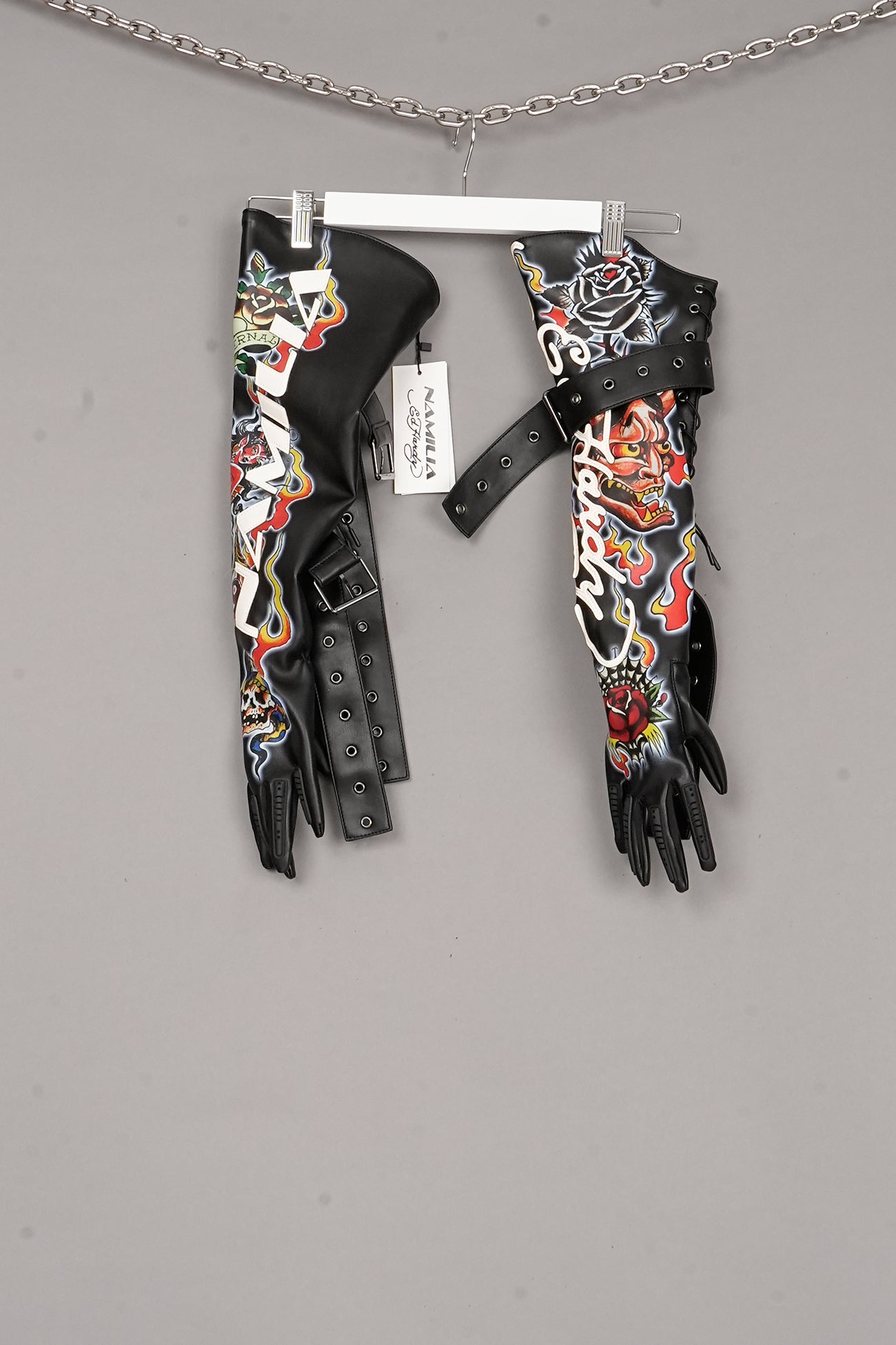ED HARDY PRINTED GLOVES