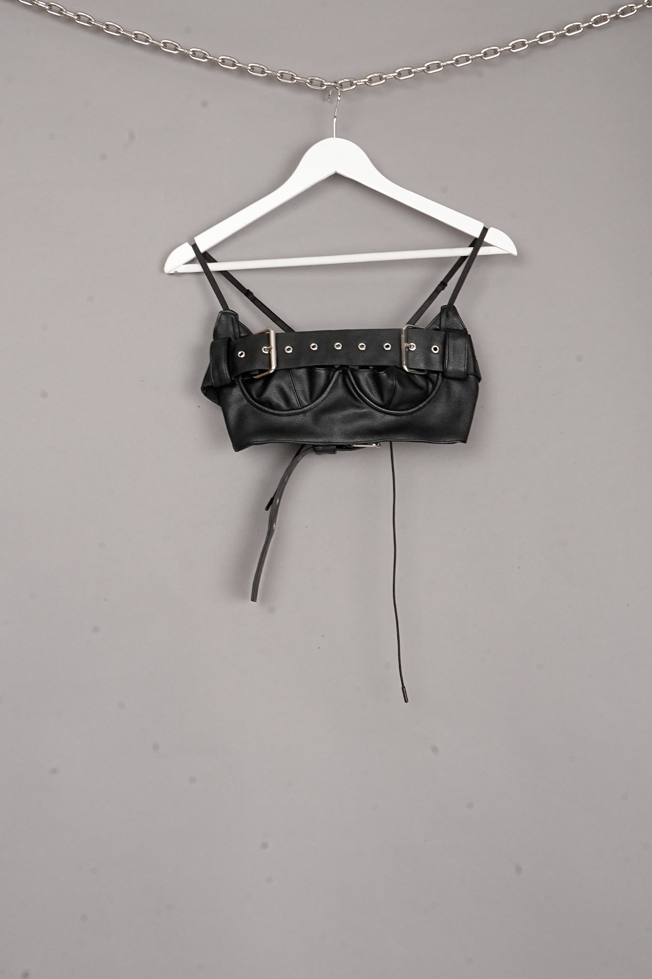 BELT BRA TOP