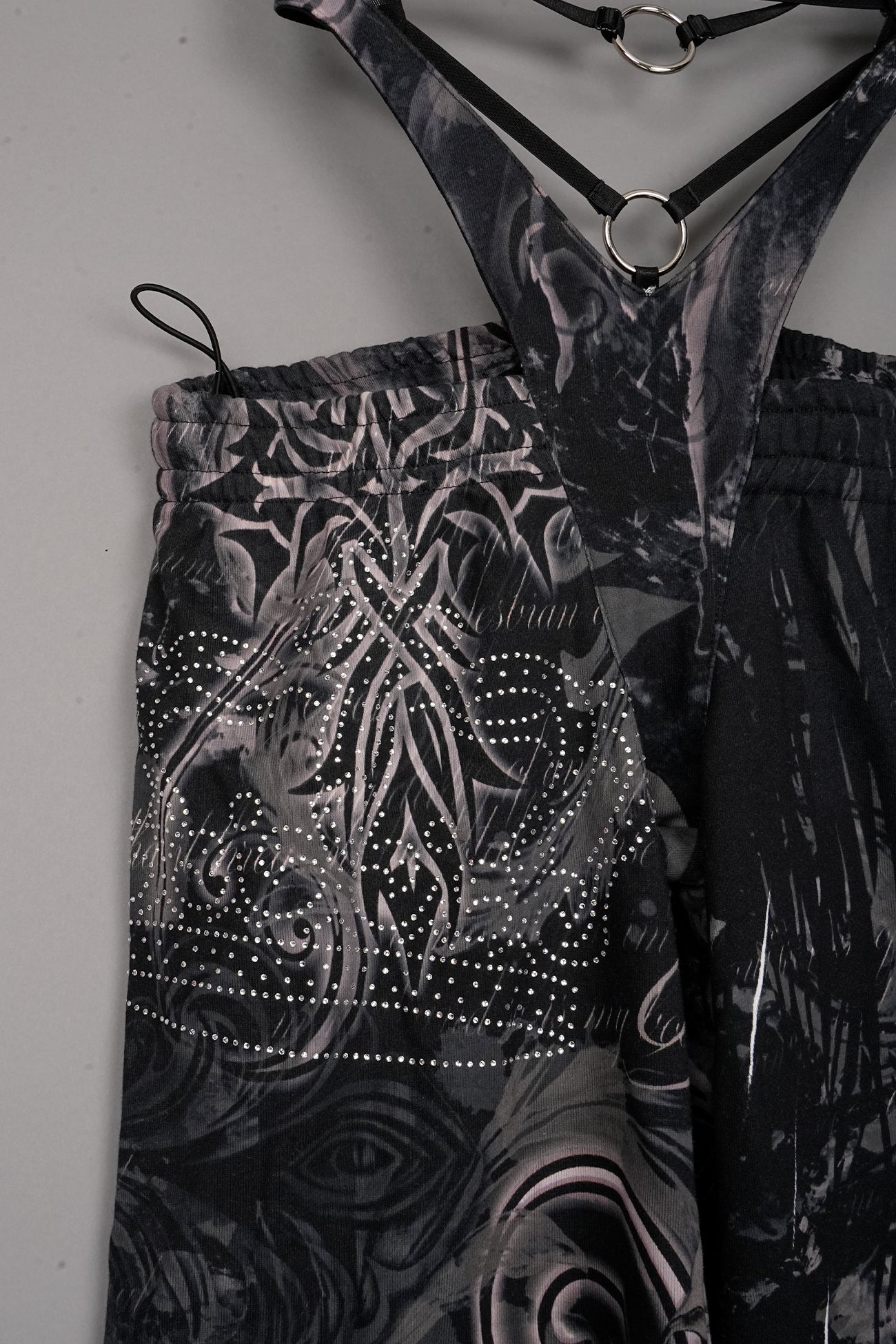 PRINTED CUT OUT JOGGER GREY/BLACK