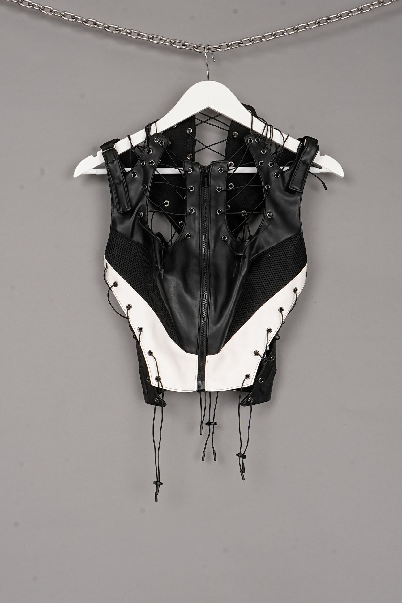 RACING LACE TOP BLACK/WHITE