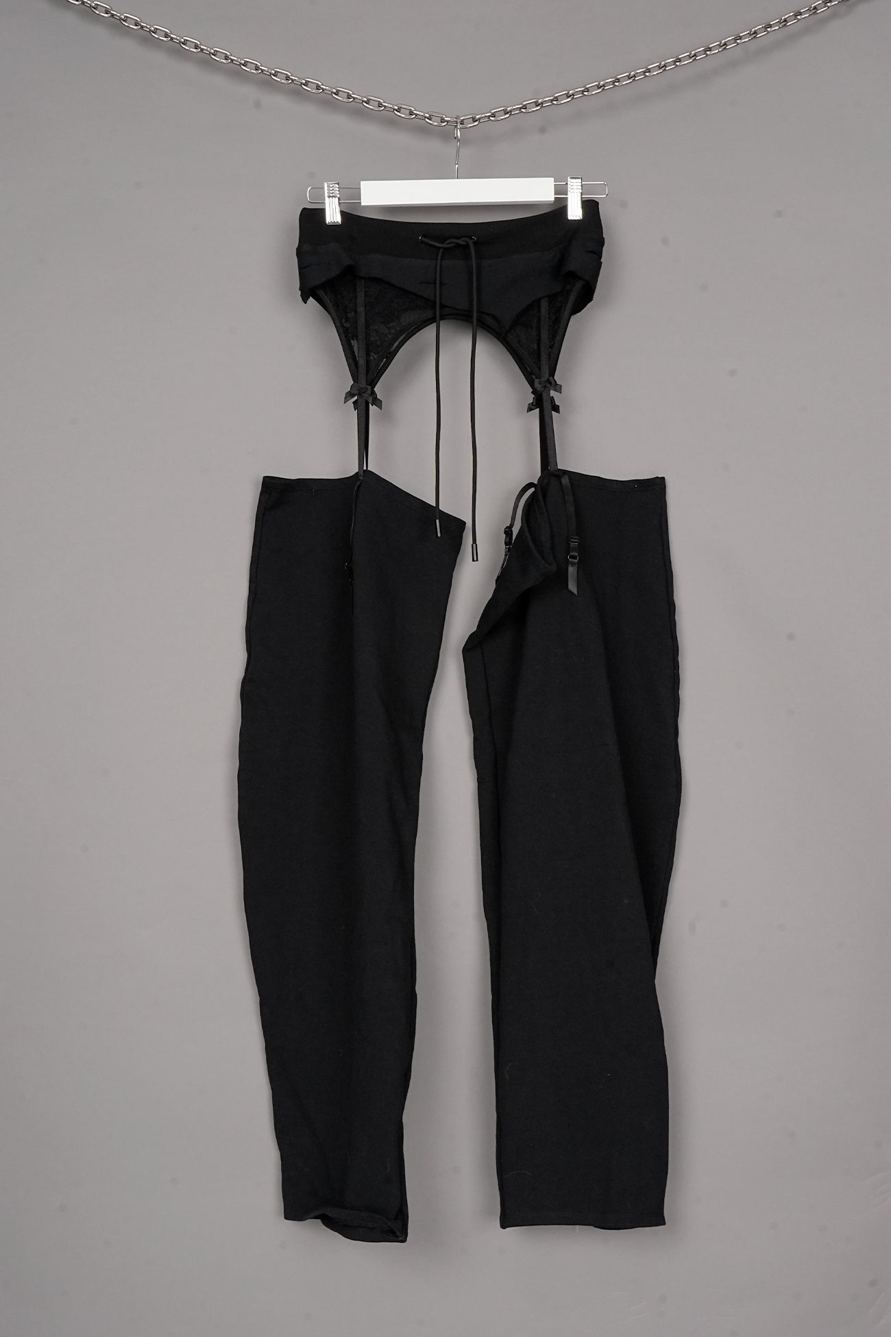 DECONSTRUCTED LACE JOGGER BLACK
