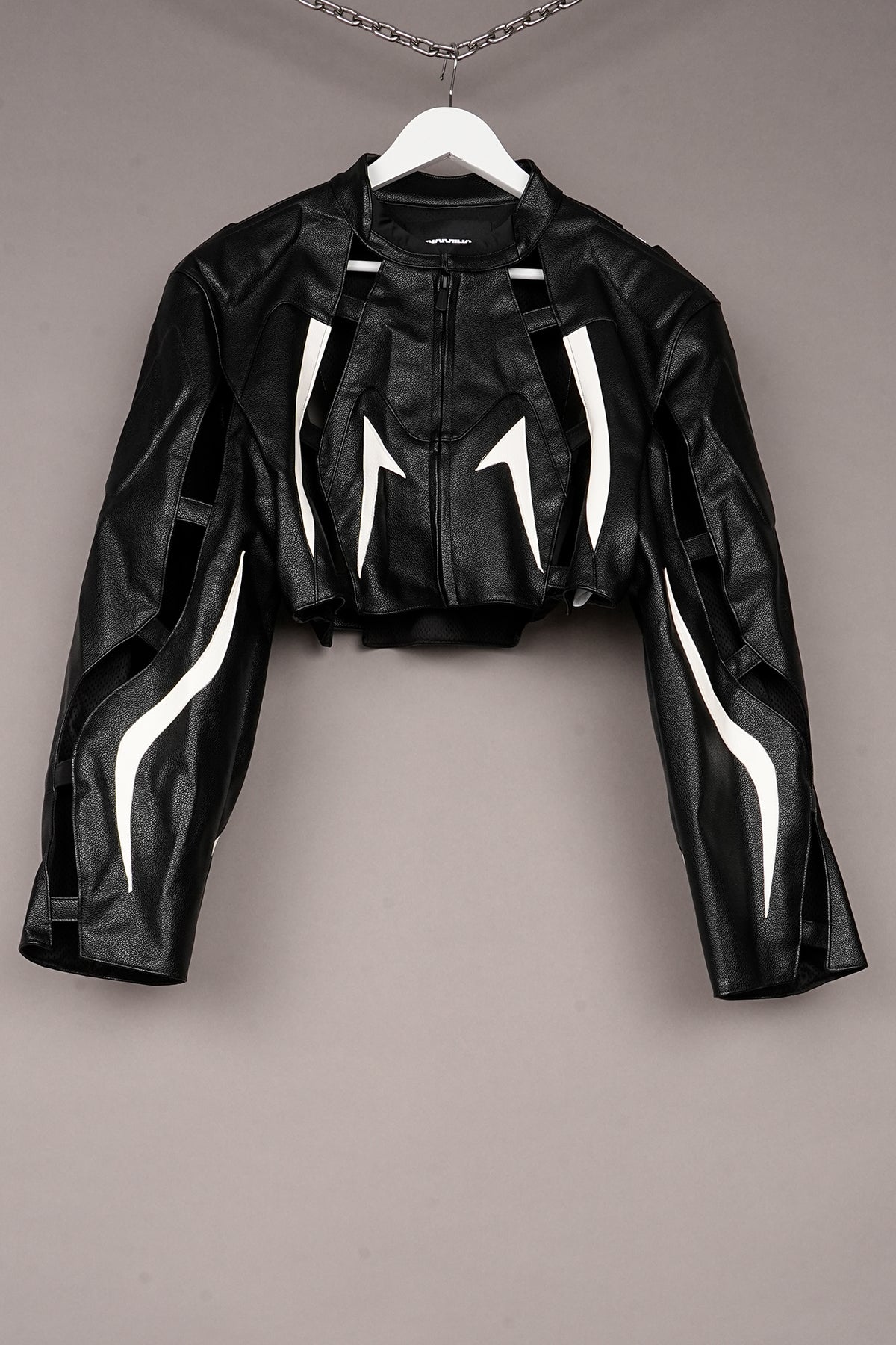 BLACK WHITE OCTANE CROP FLOATING JACKET