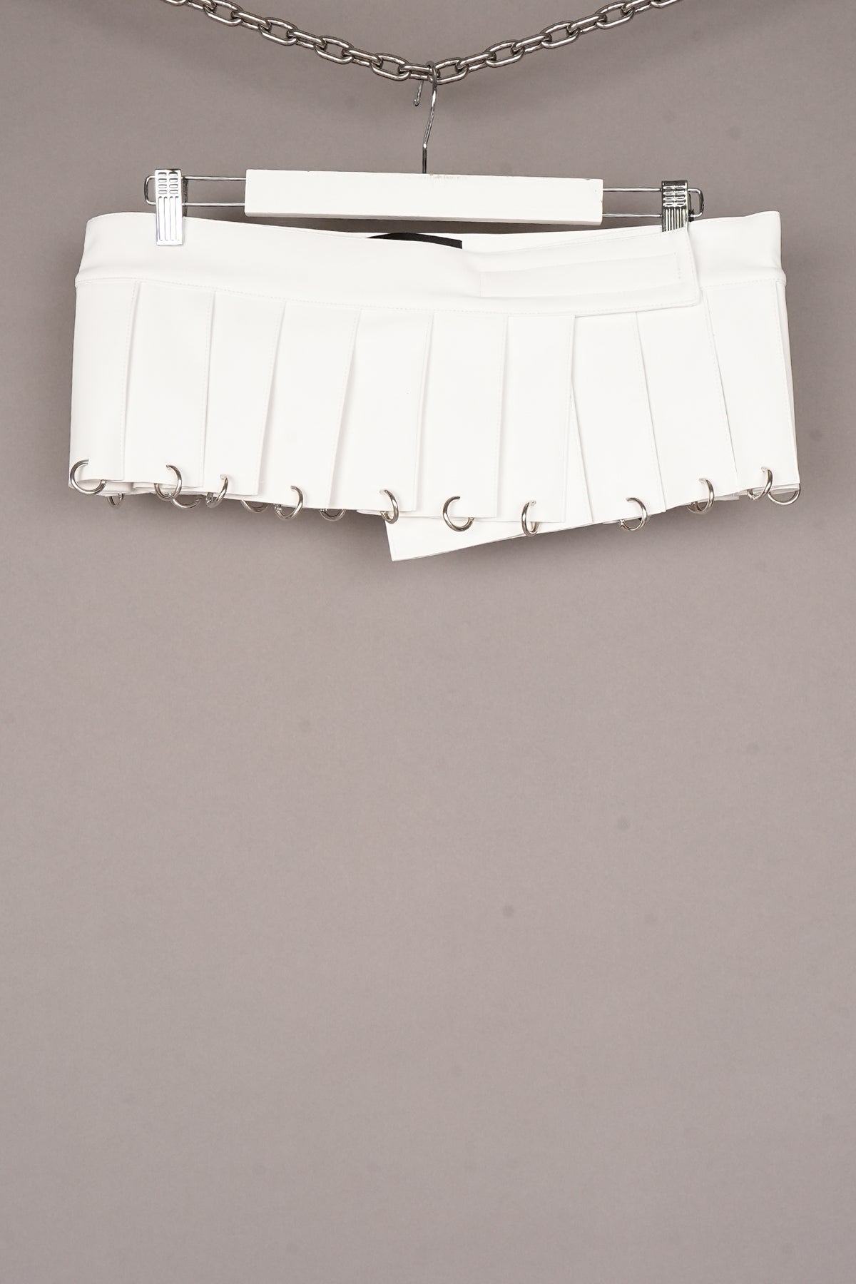 WHITE LEATHER MINI SKIRT WITH RINGS
