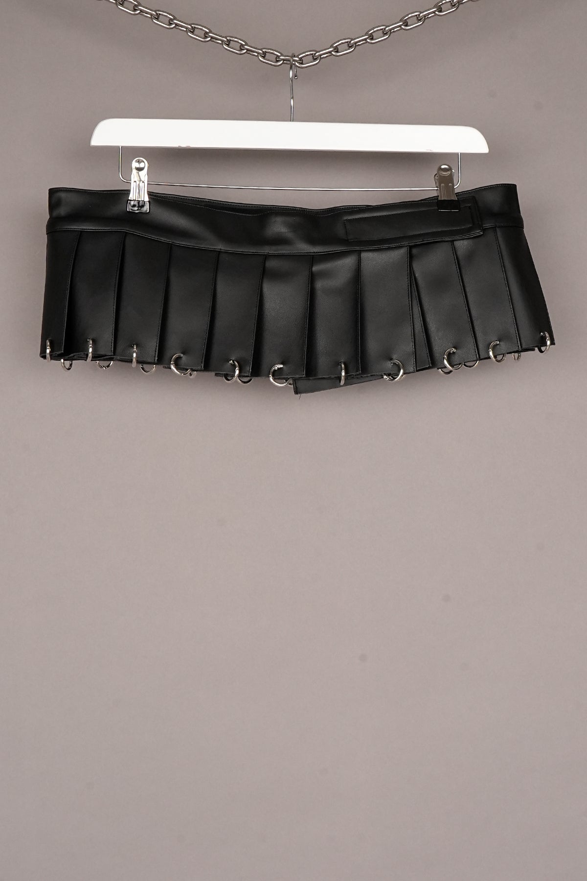 BLACK LEATHER MINI SKIRT WITH RINGS