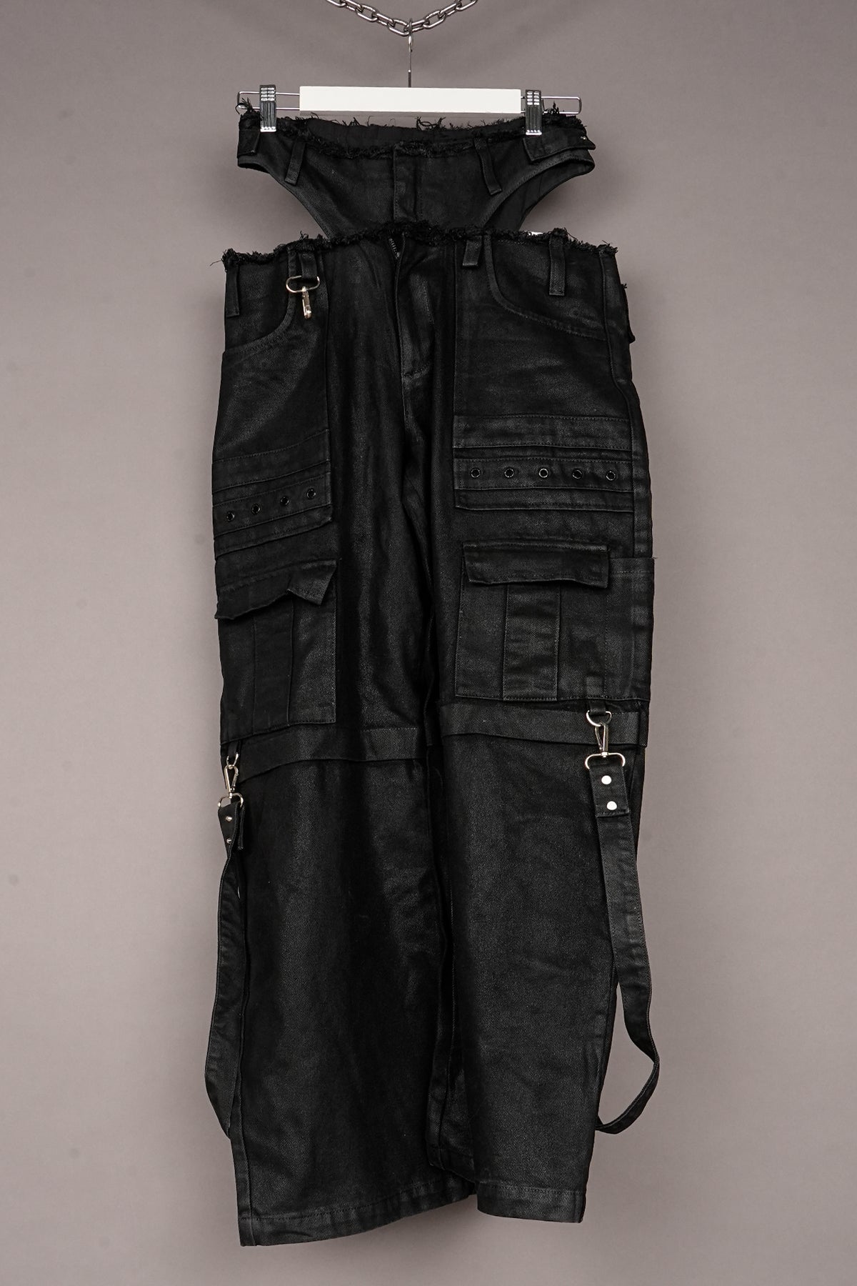 BLACK BELTED DENIM CARGO PANTS