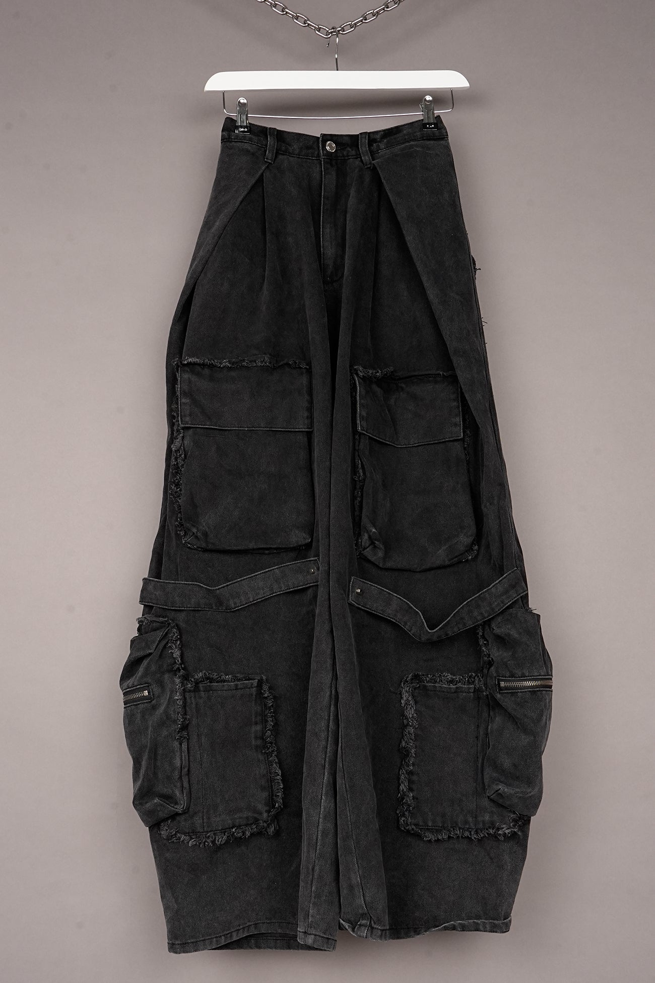 BLACK OVERSIZED POCKET AND PLEAT JEANS - ONE OFF