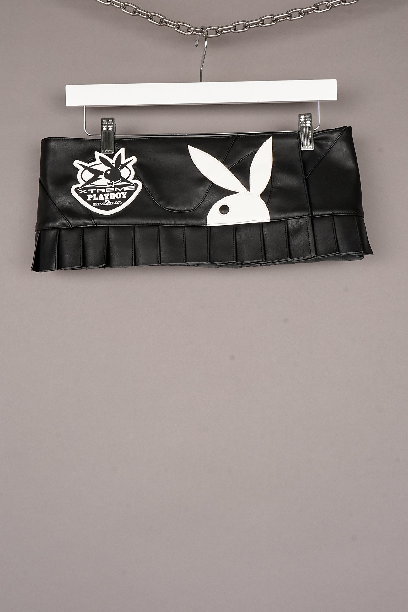 BLACK PLAYBOY PLEATED SKIRT
