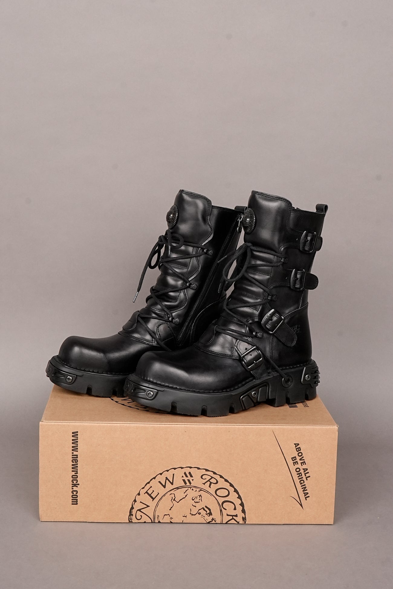 BLACK NEW ROCK BOOTS SIZE 44