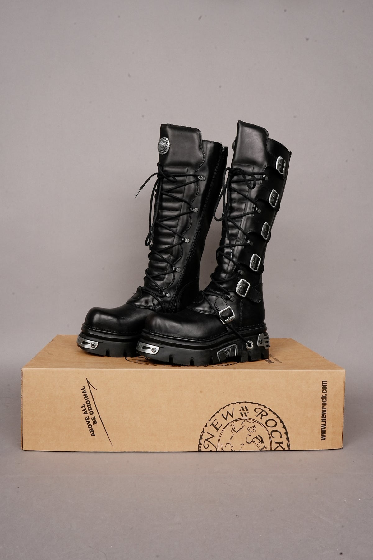 BLACK NEW ROCK BOOTS