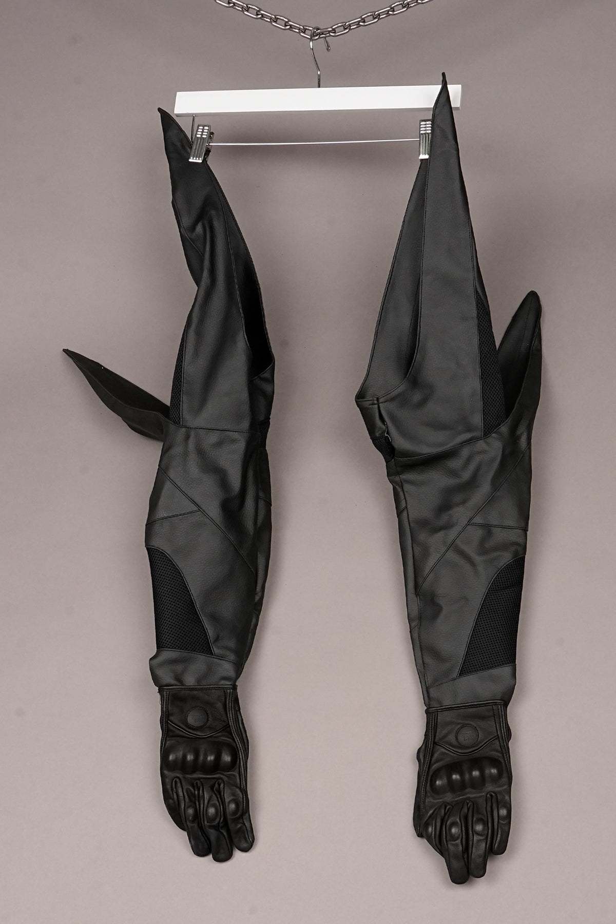 BLACK RUNWAY MOTO GLOVES