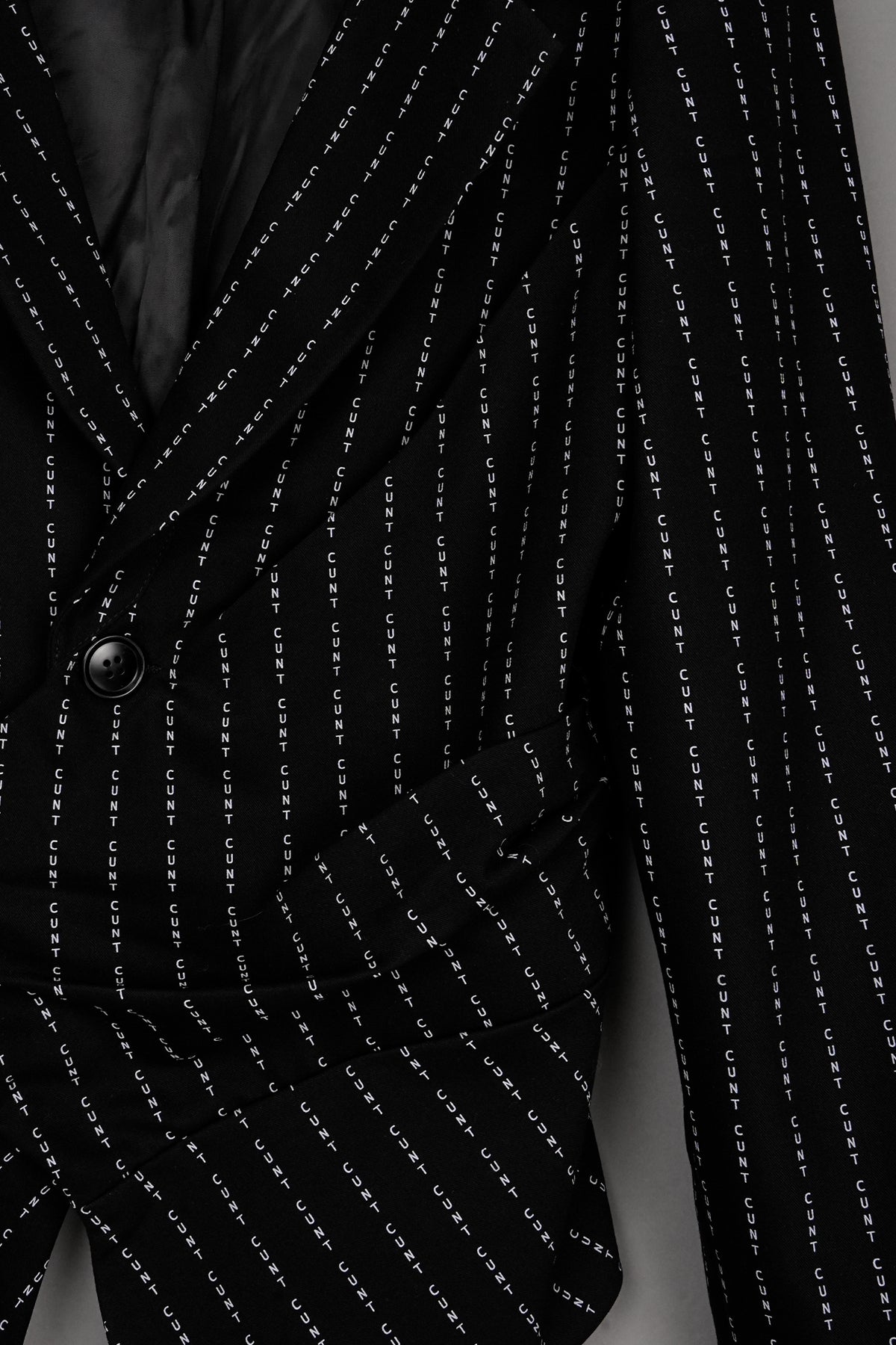 DRAPED CUNT PRINT BLAZER BLACK