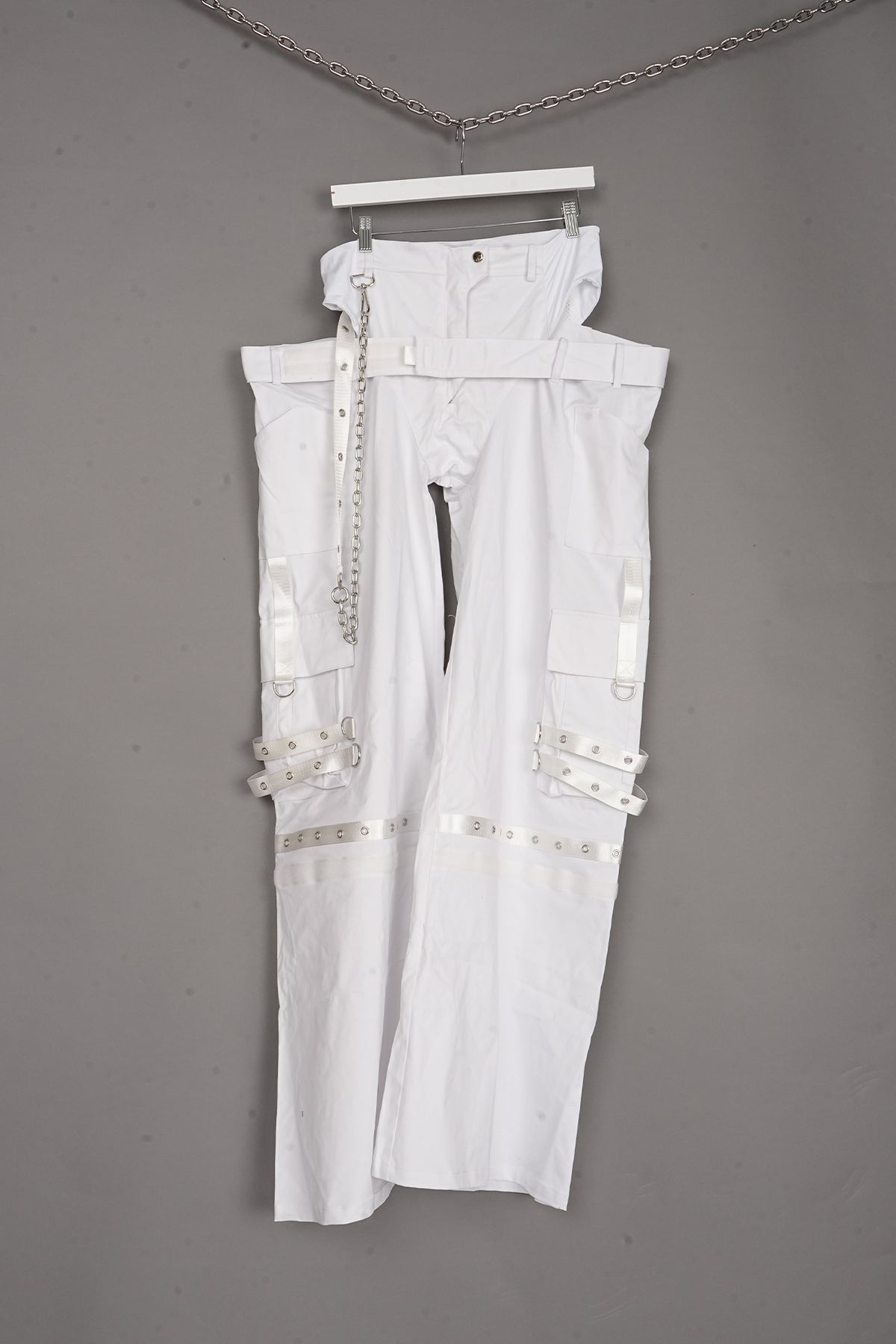 WHITE PANTY TROUSER