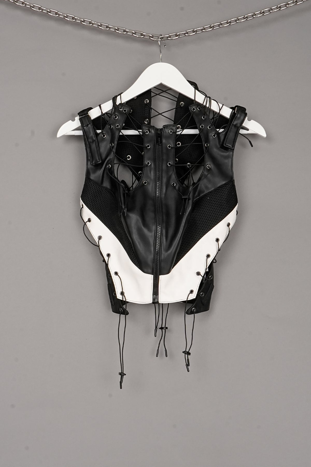 RACING LACE TOP BLACK/WHITE