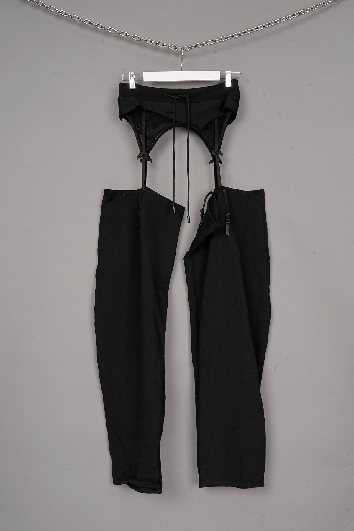 DECONSTRUCTED LACE JOGGER BLACK
