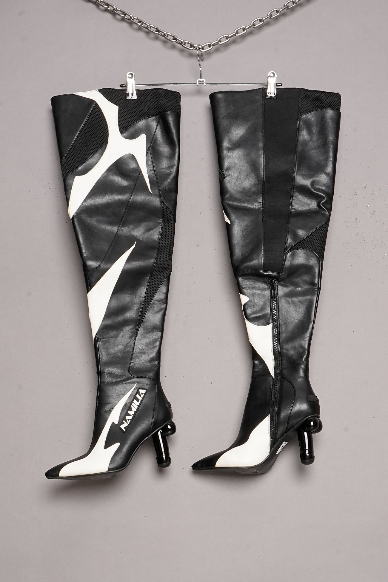 OVERKNEE BOOTS  BLACK AND WHITE